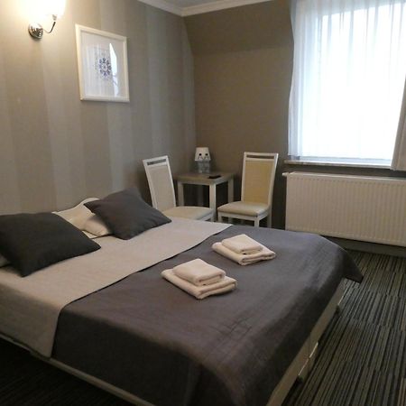 Hotel Niedzwiadek Wdzydze Kiszewskie Ngoại thất bức ảnh