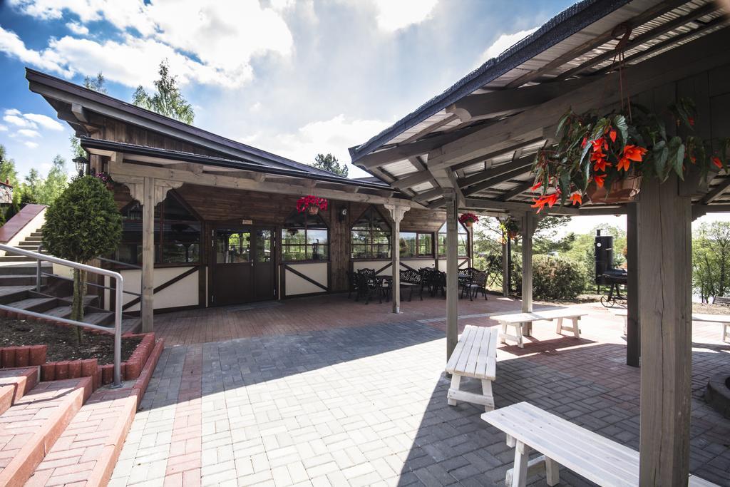 Hotel Niedzwiadek Wdzydze Kiszewskie Ngoại thất bức ảnh