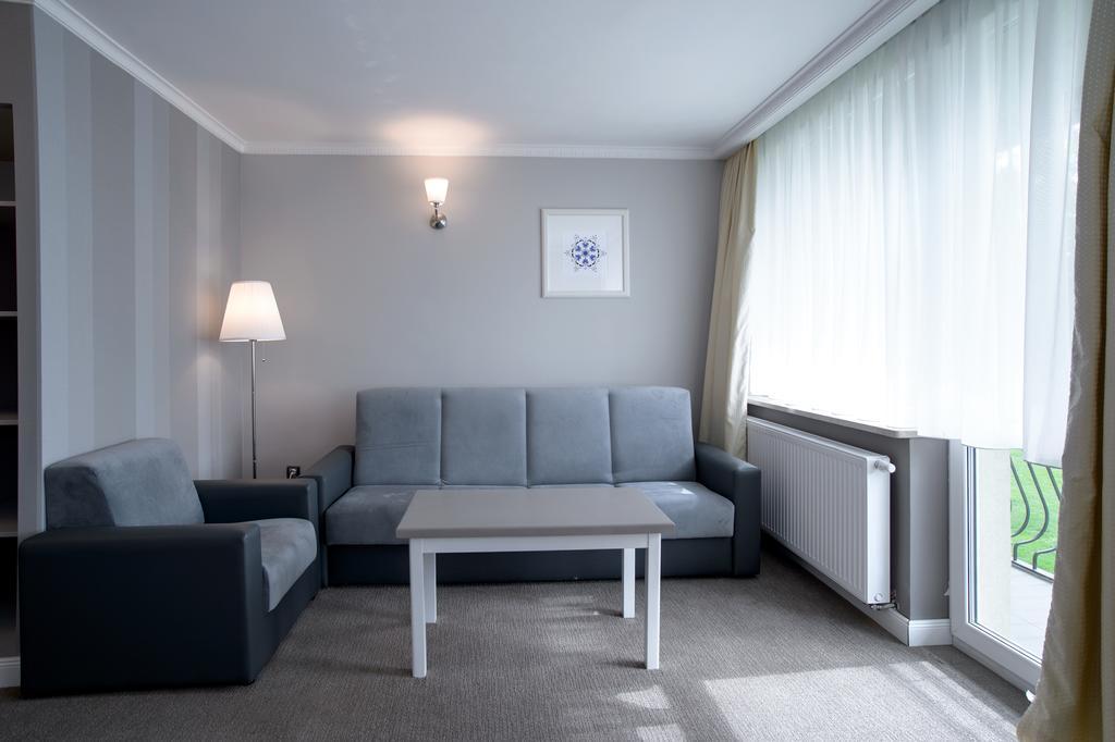 Hotel Niedzwiadek Wdzydze Kiszewskie Ngoại thất bức ảnh